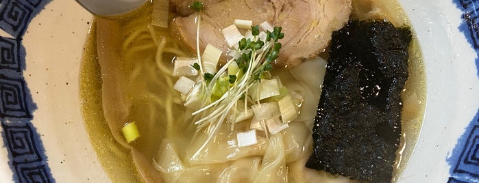 拉麺道場 燃えろドラゴン is one of Ramen shop in Morioka.