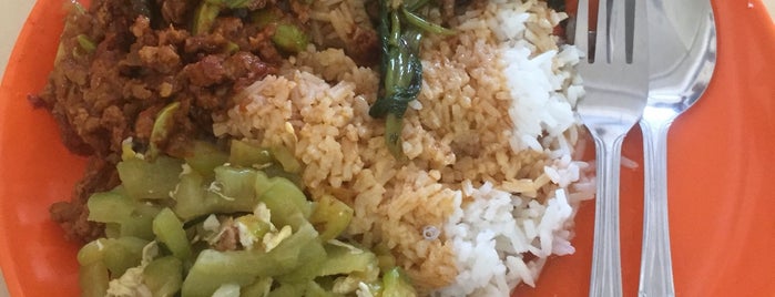 小娟什菜饭 Xiaojuan Mixed Vegetable Rice is one of Micheenli Guide: Popular Economy Rice In Singapore.