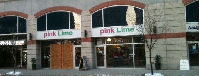 Pink Lime Salon & Spa Calgary is one of Posti che sono piaciuti a Natz.