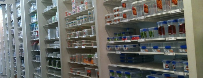 The Container Store is one of Tempat yang Disukai Grant.