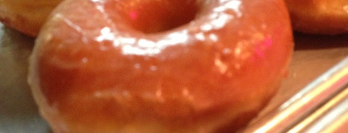 Bob's Donuts is one of Treata.