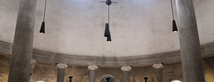 Chiesa di Santo Stefano Rotondo is one of Monumenti Roma.