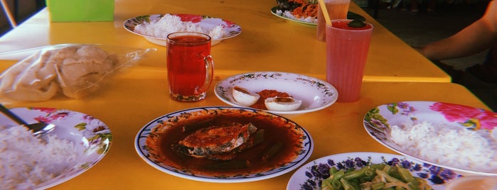 mak limah asam pedas is one of makan.