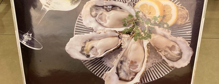 THE CAVE DE OYSTER TOKYO is one of Restaurant.
