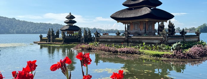 Pura Ulun Danu Beratan is one of Bali 🌴❤️.