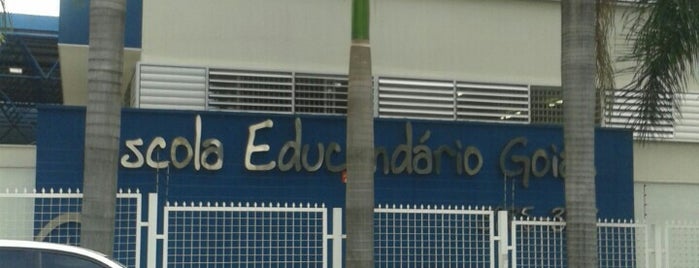 Educandario Goiás is one of สถานที่ที่ Alê ถูกใจ.