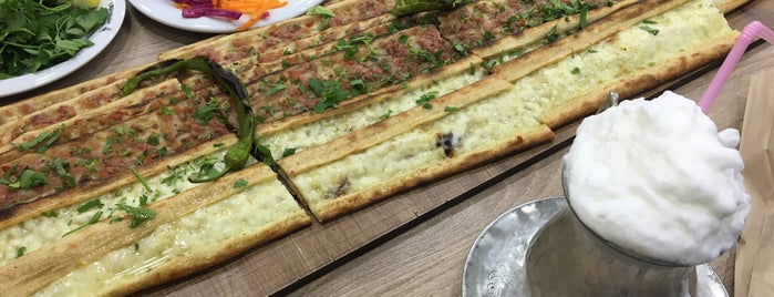 Kardeşler Lahmacun is one of Suheylaさんのお気に入りスポット.