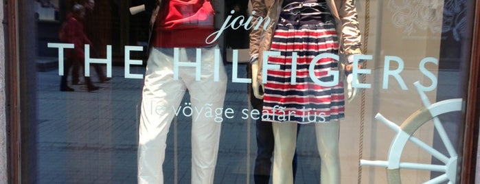 Tommy Hilfiger is one of Tempat yang Disukai Ylkär.