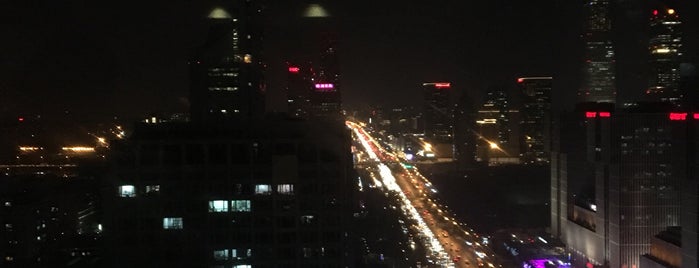 Wain Wain 和饮轮饮 is one of Beijing @ Night.