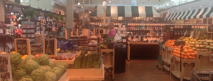 The Fresh Market is one of Lieux qui ont plu à Mollie.