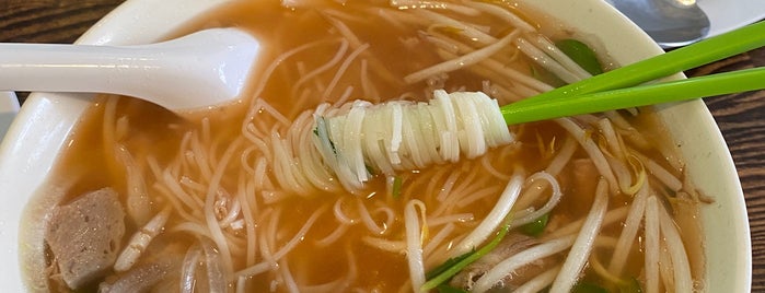 Glendale Pho Co. is one of Eater/Thrillist/Enfactuation 3.