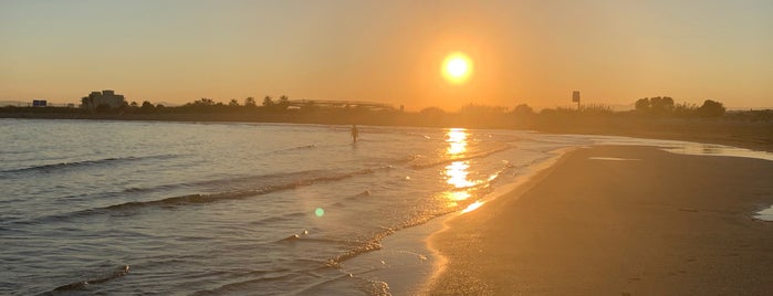 Playa de Meliana is one of Las playas de València.