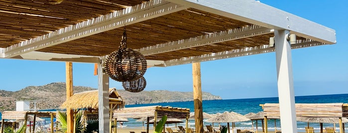 Άμμος & Ήλιος Beach Bar is one of Hanya- heraklion.