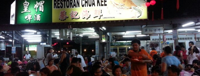 Chua Kee Seafood Restaurant 蔡记海鲜楼 is one of Posti che sono piaciuti a ÿt.