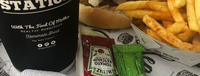 Burger Station is one of Fatih'in Beğendiği Mekanlar.