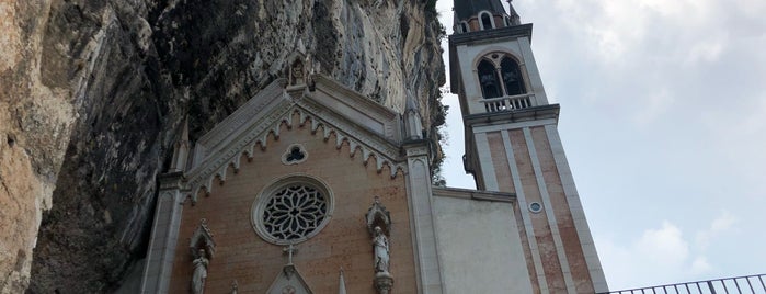 Madonna della Corona is one of Lugares favoritos de Vlad.
