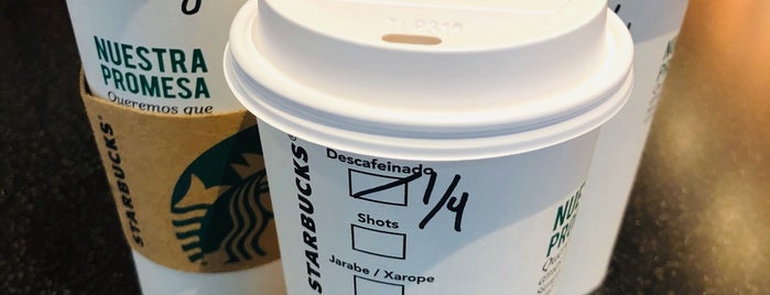 Starbucks is one of Lieux qui ont plu à Enrique.