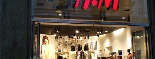 H&M is one of Luoghi del Cuore.