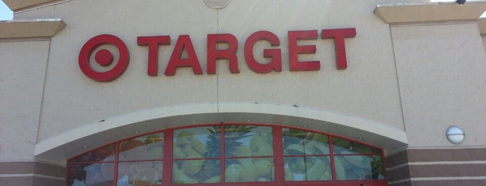 Target is one of Tempat yang Disukai Nico.