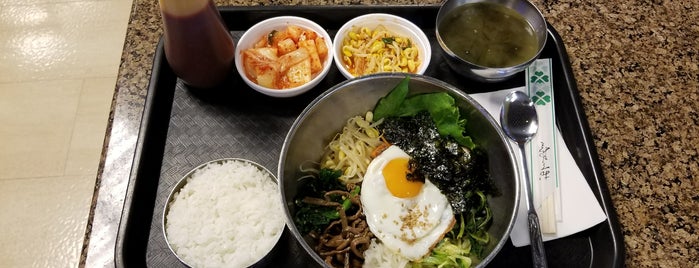 5 Minute Bowl is one of Korea town eateries.