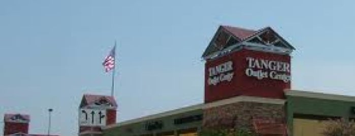 Tanger Outlet San Marcos is one of Peter 님이 좋아한 장소.