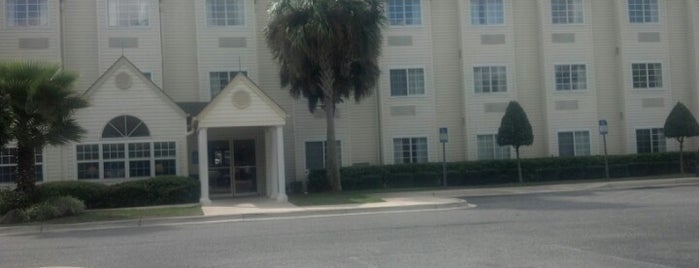 Jacksonville Plaza Hotel & Suites is one of Florida 2014.