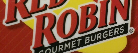 Red Robin Gourmet Burgers and Brews is one of Clintus'un Beğendiği Mekanlar.