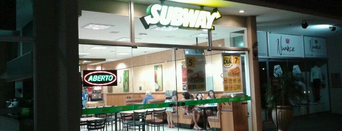 Subway is one of Marina : понравившиеся места.