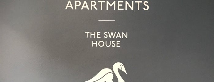 The Swan House (Reykjavik Apartments) is one of Tempat yang Disukai Brian.