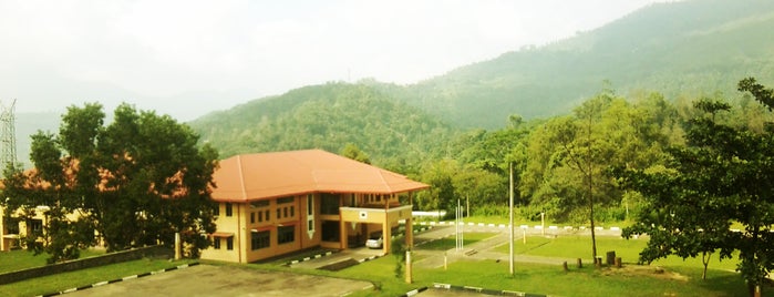 UWU Administrative Building is one of My Badulla.