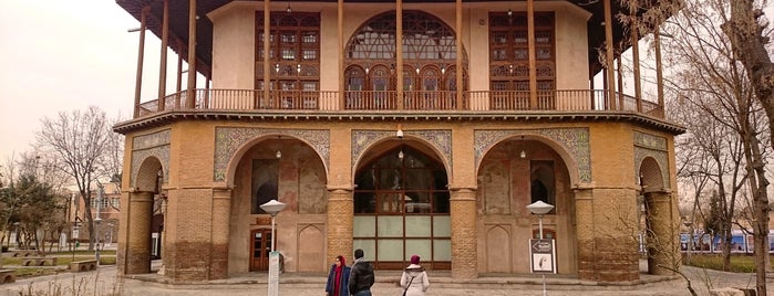 Chehel Sotoun Palace | کاخ چهل ستون is one of Azzzi'nin Beğendiği Mekanlar.