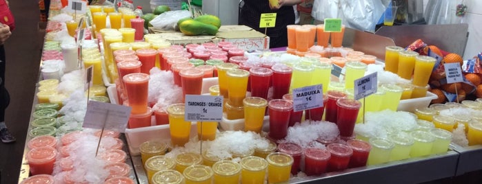 Mercat de Sant Josep - La Boqueria is one of สถานที่ที่ Elif Özge ถูกใจ.