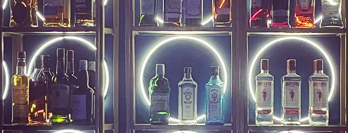 Το Μικρό Μπαρ is one of Top picks for Cocktails Bars.