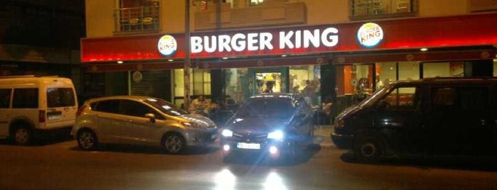 Burger King is one of Orte, die Tarık gefallen.