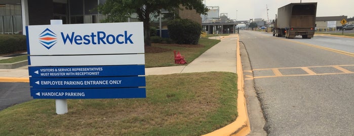WestRock is one of SHIPPING / RECEIVING CUSTOMERS.
