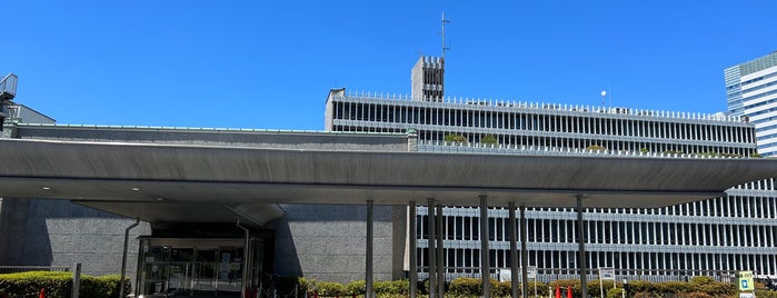 目黒区総合庁舎 is one of ドラマ「魔王」ロケ地.