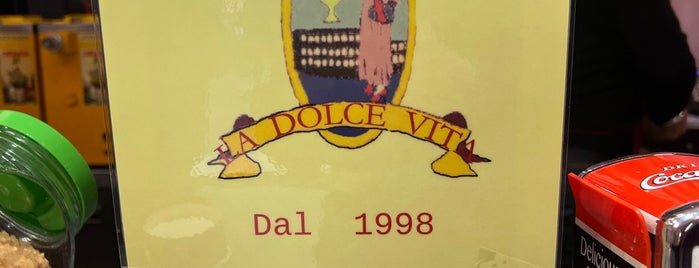 La Dolce Vita is one of Roma.
