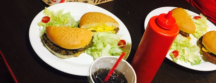 Baber Burger | بابر برگر is one of Fast Food in Tehran.