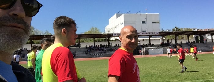 Ciudad Deportiva de Cáceres is one of Lugares en Cáceres.