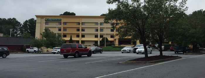 La Quinta Inn & Suites Atlanta Roswell is one of Members of the Roswell BA.
