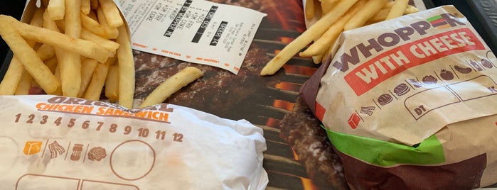 Burger King is one of Orte, die Jolie gefallen.