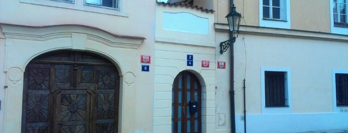 The smallest house in Prague is one of To-Do in Prague II.