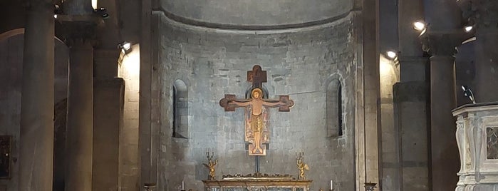 Chiesa di San Michele in Foro is one of Angela Teresa'nın Beğendiği Mekanlar.