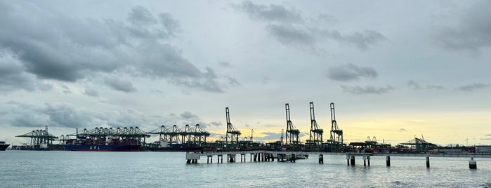 Labrador Jetty (Rocky Shore and Jetty) is one of シンガポール/Singapore.