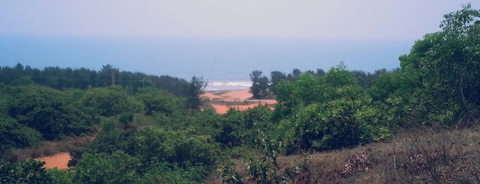 Erra Matti Dibbalu is one of Vizag.