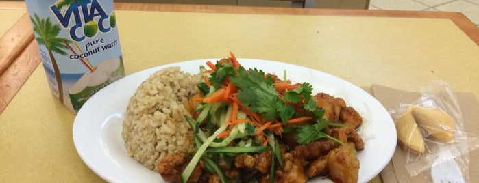 Pei Wei Asian Diner is one of Posti che sono piaciuti a Louis.