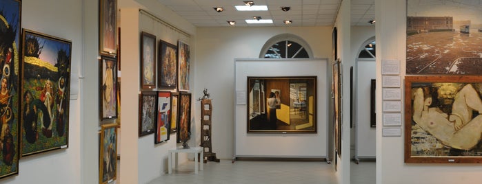 Екатеринбургская галерея современного искусства / Yekaterinburg Gallery of Modern Art is one of екб.