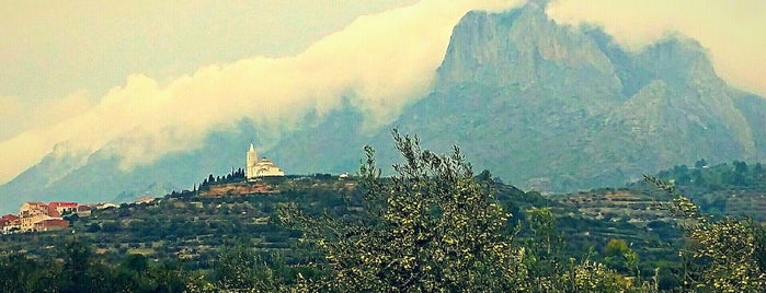 Alto de Beniarrés is one of Lugares.