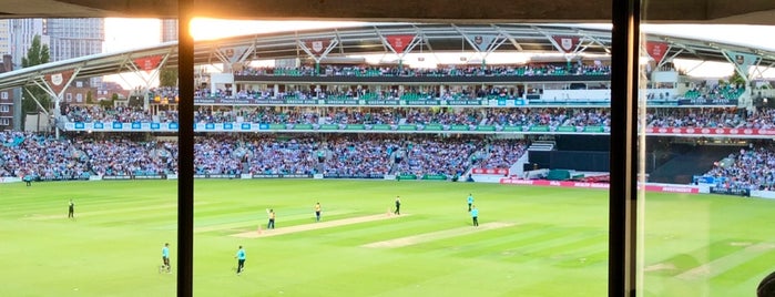 The Pavilion At The Oval is one of Lieux qui ont plu à James.