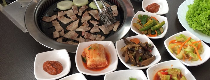 Korean BBQ гриль is one of Eating in St.P.